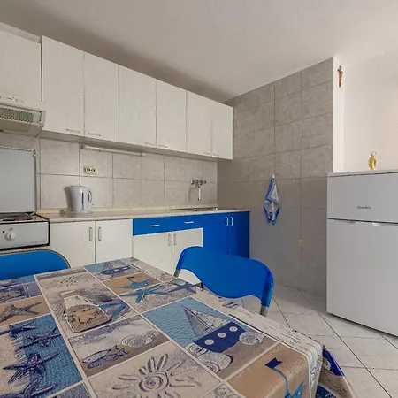Bura Apartment
