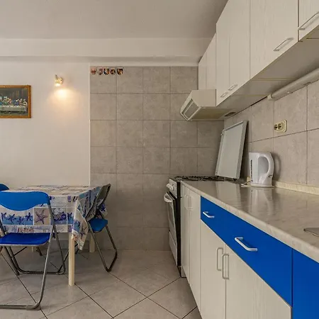 Bura Apartman Primosten